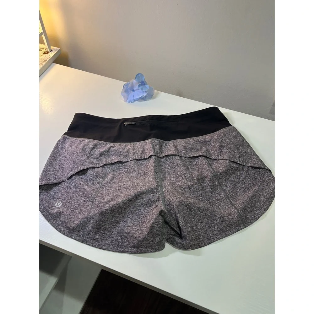 Lululemon Speed Up Mid-Rise Lined Short 4 Heathered Gray Black Size 8 W7AVNT - Picture 7 of 9